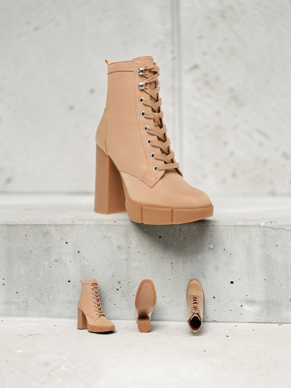 Steve Madden Tan Lace-Up Platform Ankle Boots